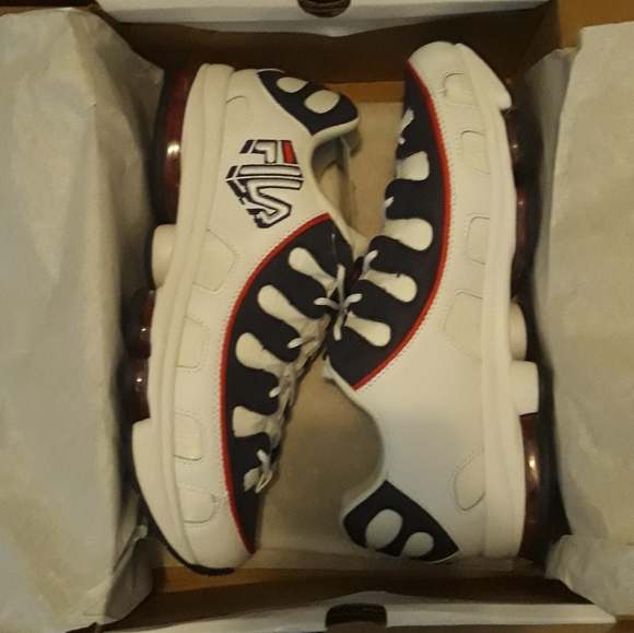 Fila Other - (New) Fila Trainer Sneakers
